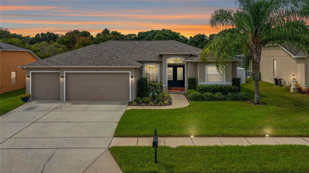 1607 CRAZY HORSE DR LUTZ, FL 33559