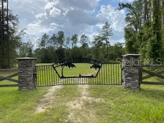 490 SE ST REGIS GRADE MAYO, FL 32066