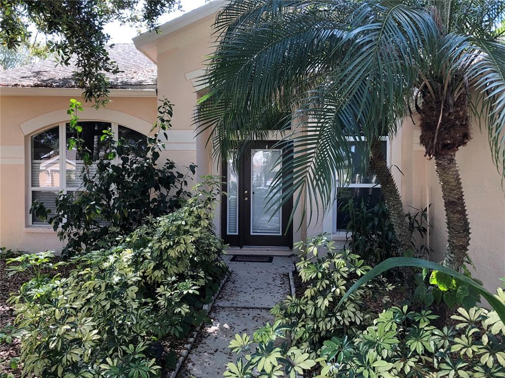 10176 WHISPER POINTE DRIVE TAMPA, FL 33647