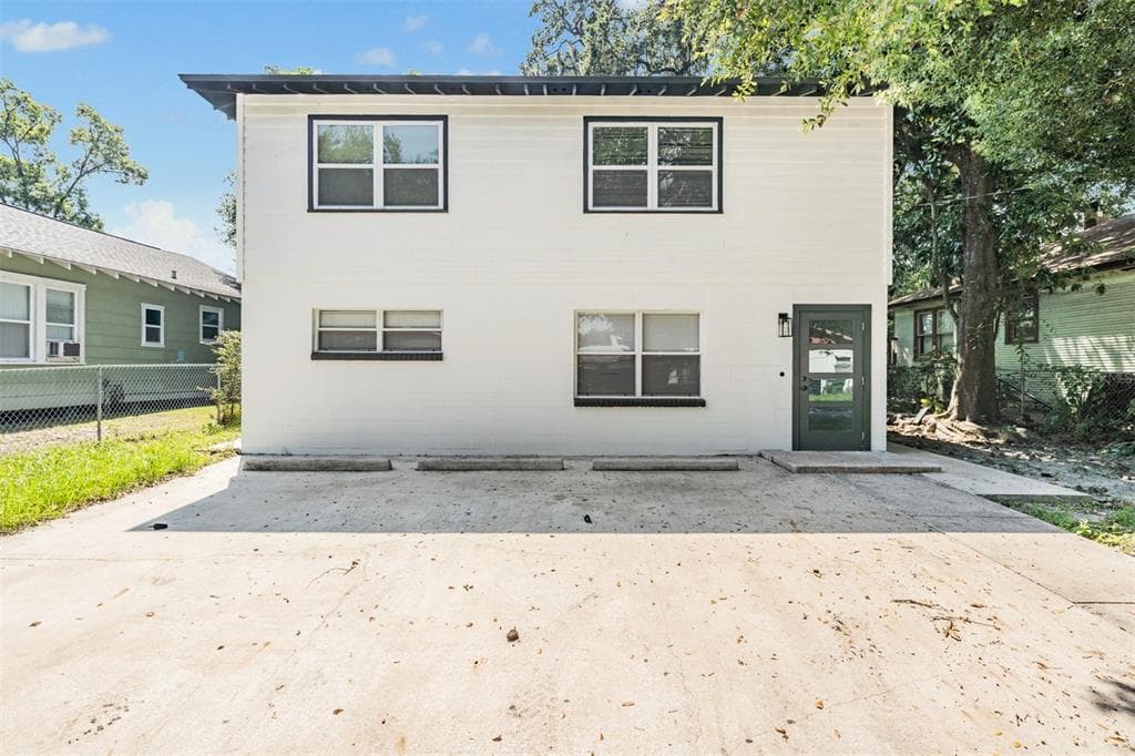 403 E HUGH STREET UNIT 1 TAMPA, FL 33603