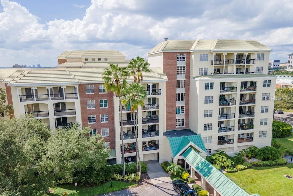 1000 S HARBOUR ISLAND BOULEVARD UNIT 2212 TAMPA, FL 33602