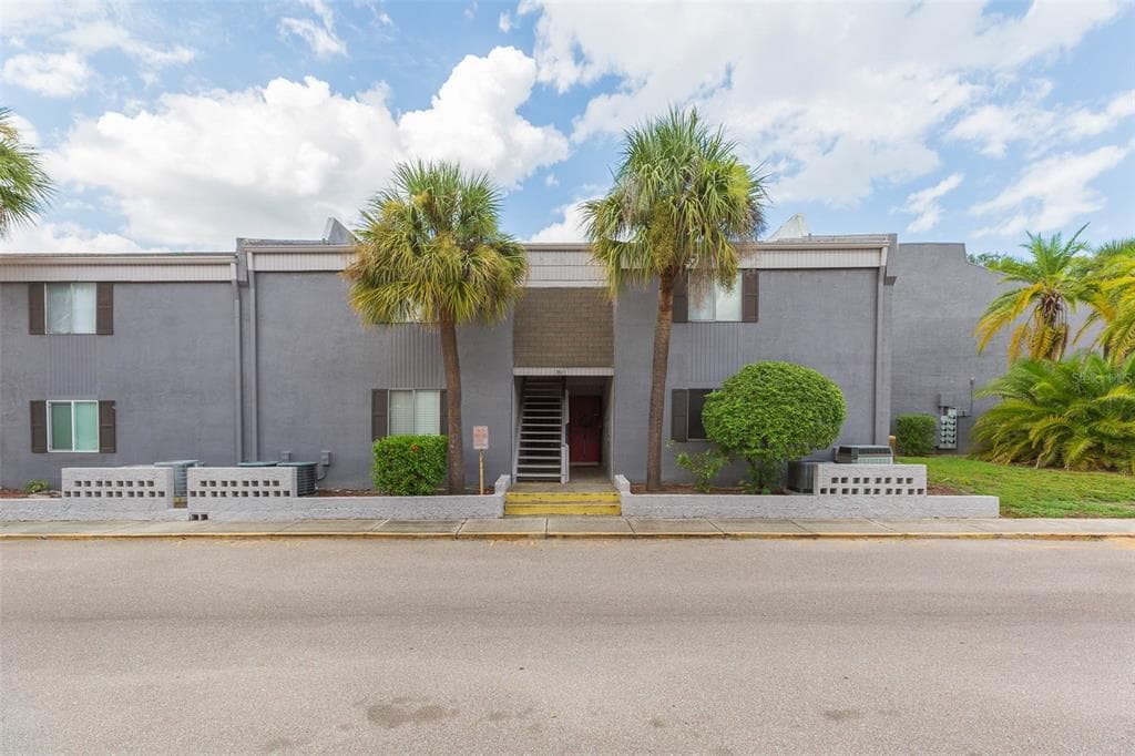 3801 CORTEZ CIRCLE UNIT A TAMPA, FL 33614