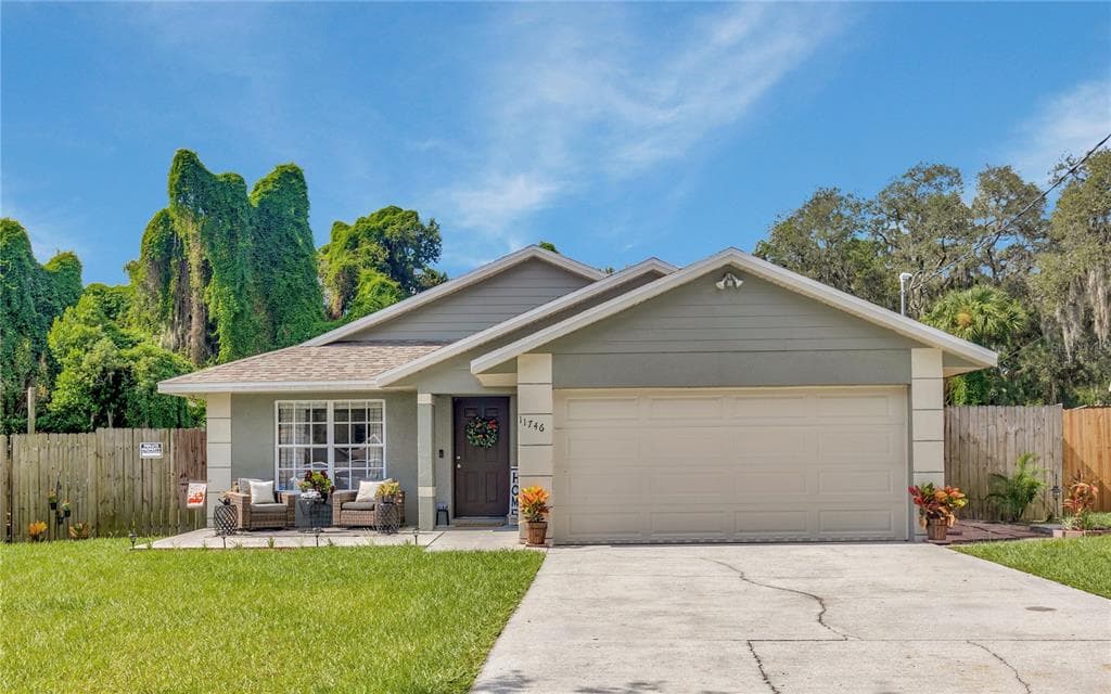 11746 LYNN BROOK CIRCLE SEFFNER, FL 33584