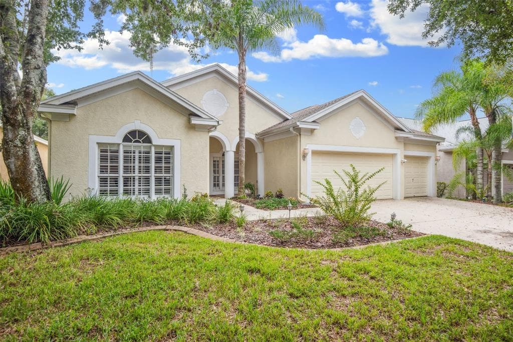 4943 EBENSBURG DRIVE TAMPA, FL 33647