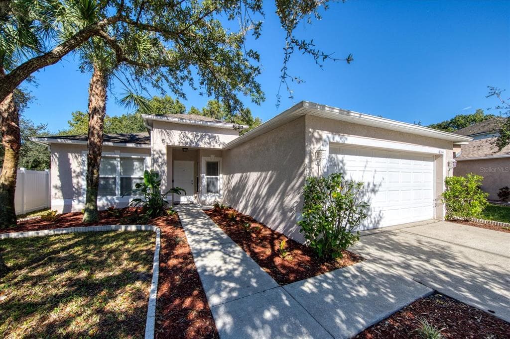18304 ELMHURST LANE TAMPA, FL 33647