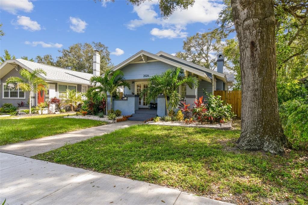 2026 DARTMOUTH AVENUE N ST PETERSBURG, FL 33713