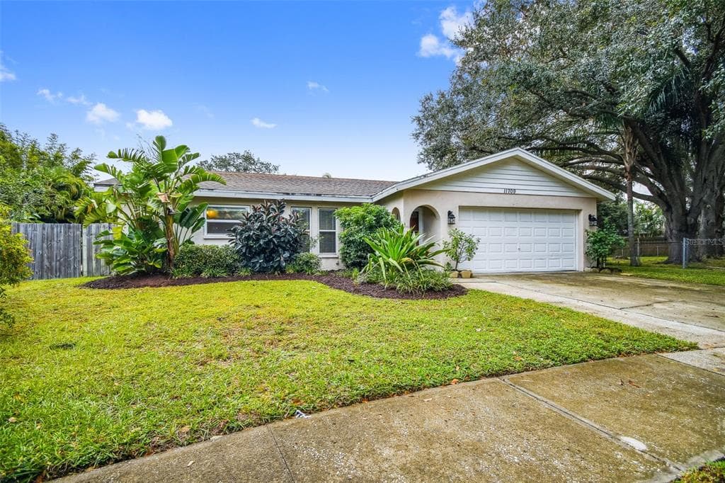 11709 106TH AVENUE LARGO, FL 33778