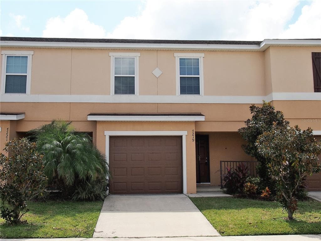 7219 MERLOT SIENNA AVENUE GIBSONTON, FL 33534