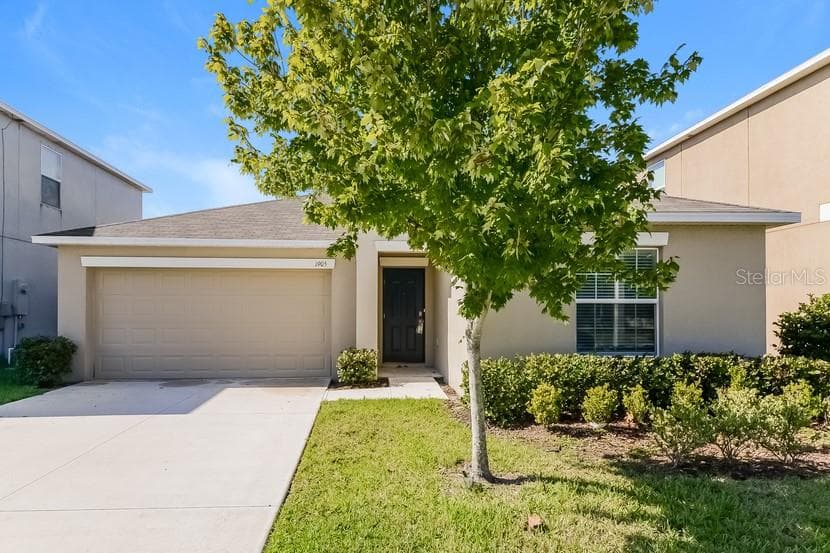 1905 BROAD WINGED HAWK DRIVE RUSKIN, FL 33570