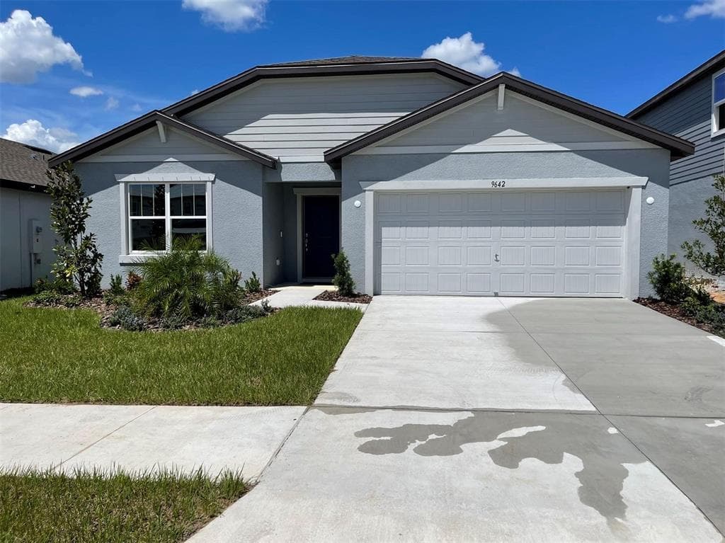 9642 SUMMERS CAY CIRCLE THONOTOSASSA, FL 33592