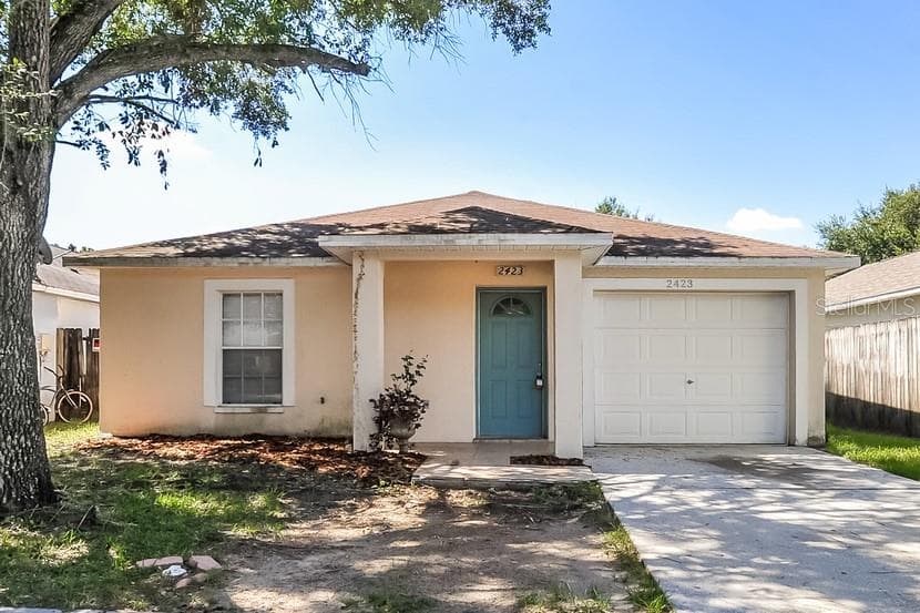 2423 CAMDEN OAKS PLACE VALRICO, FL 33594