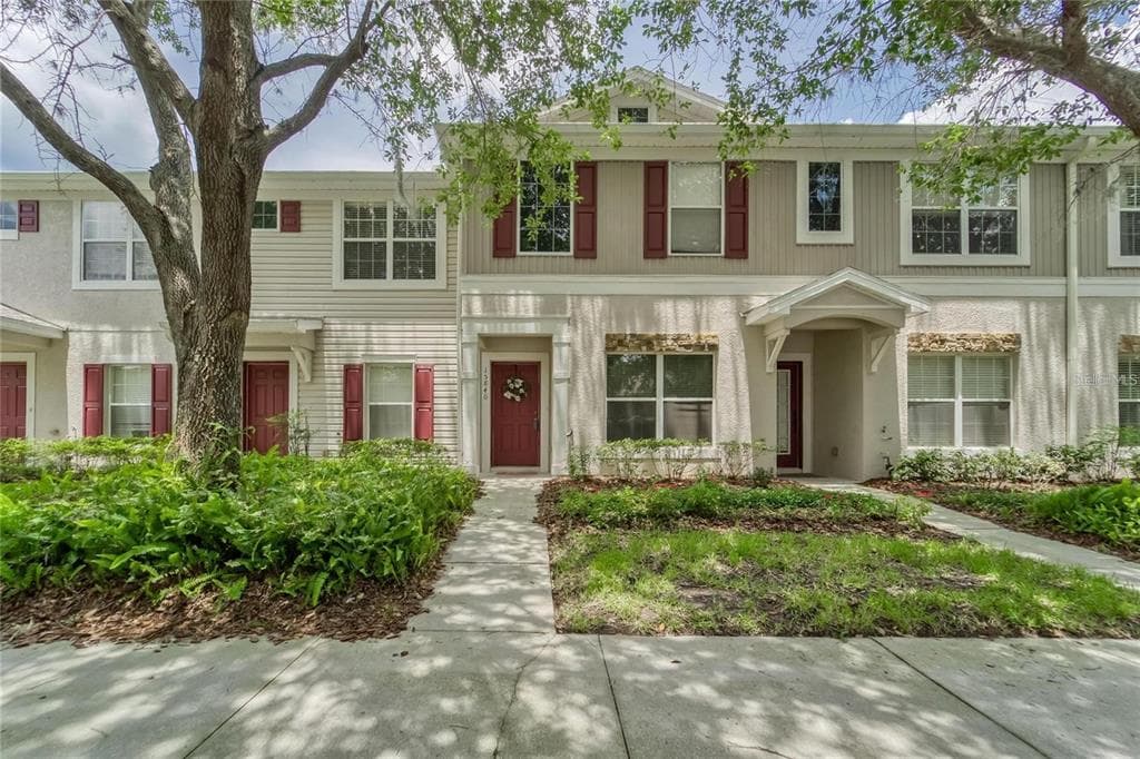 15840 FISHHAWK FALLS DRIVE LITHIA, FL 33547