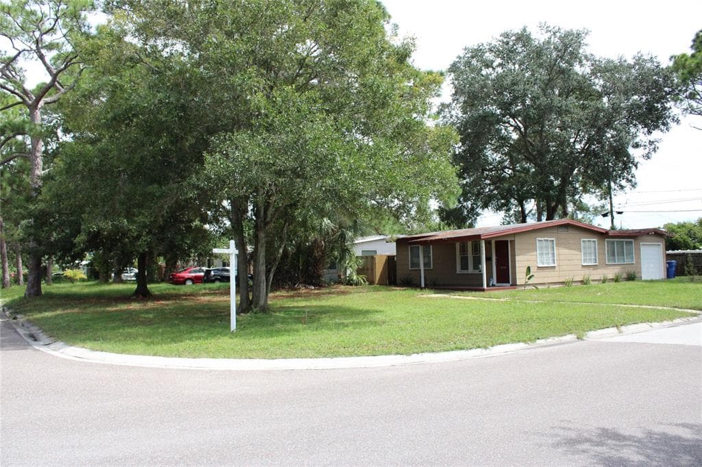 494 39TH AVENUE N ST PETERSBURG, FL 33703