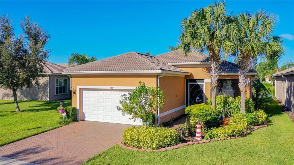 15827 COBBLE MILL DRIVE WIMAUMA, FL 33598