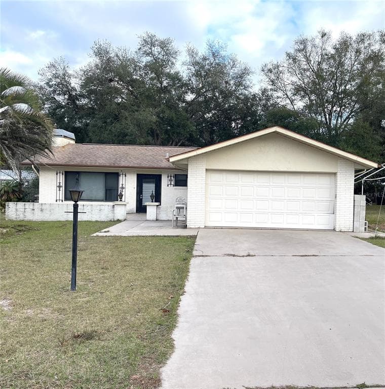 1280 W SORRENTO DRIVE CITRUS SPRINGS, FL 34434
