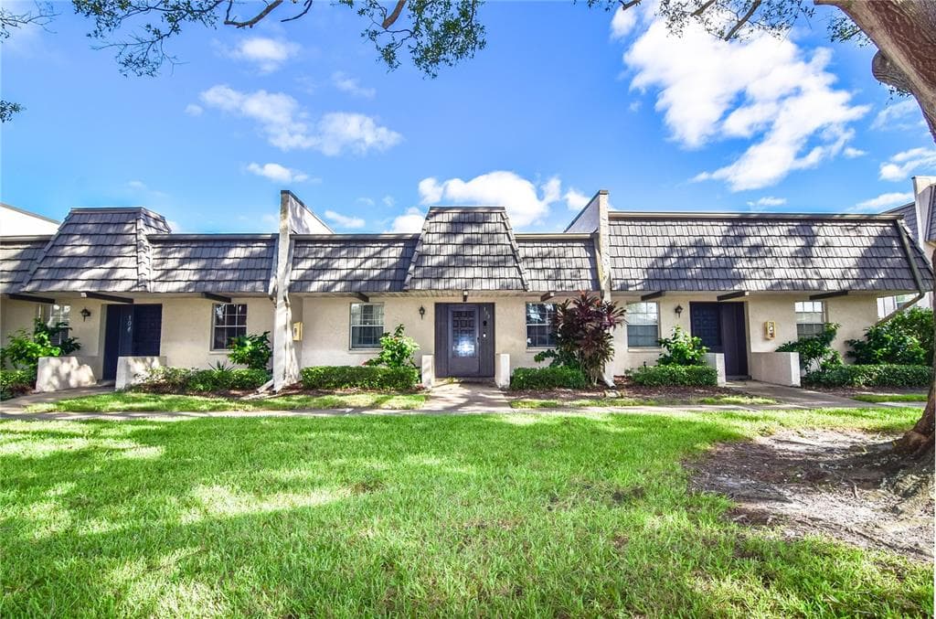 8755 BARDMOOR BOULEVARD UNIT 105 SEMINOLE, FL 33777