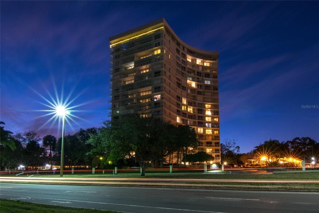 2611 BAYSHORE BOULEVARD UNIT PH 1 TAMPA, FL 33629
