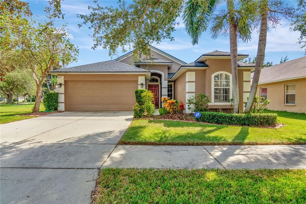 12835 STANDBRIDGE DRIVE RIVERVIEW, FL 33579