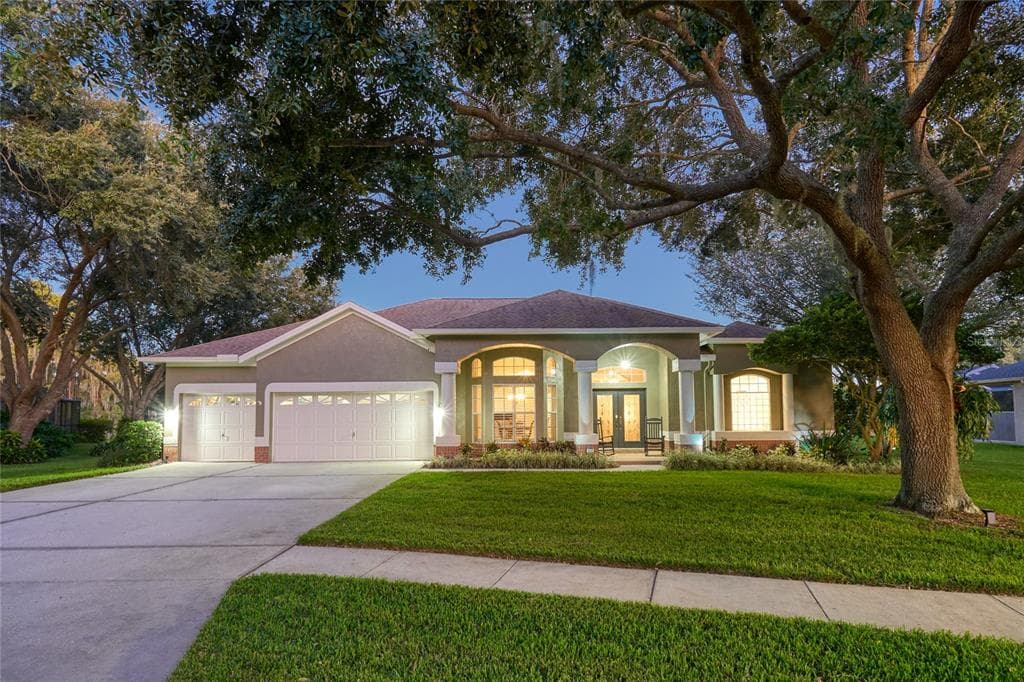 1640 PARKER POINTE BOULEVARD ODESSA, FL 33556