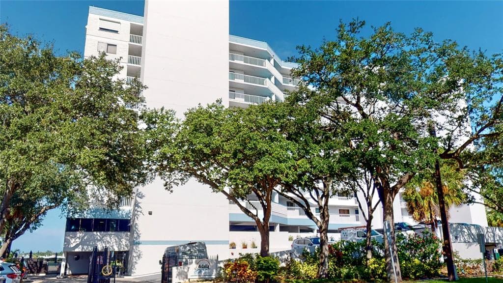 2 ADALIA AVENUE UNIT 1006 TAMPA, FL 33606