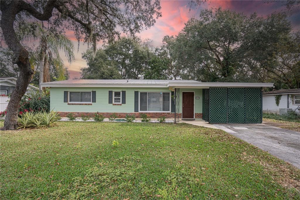307 LAKE DRIVE