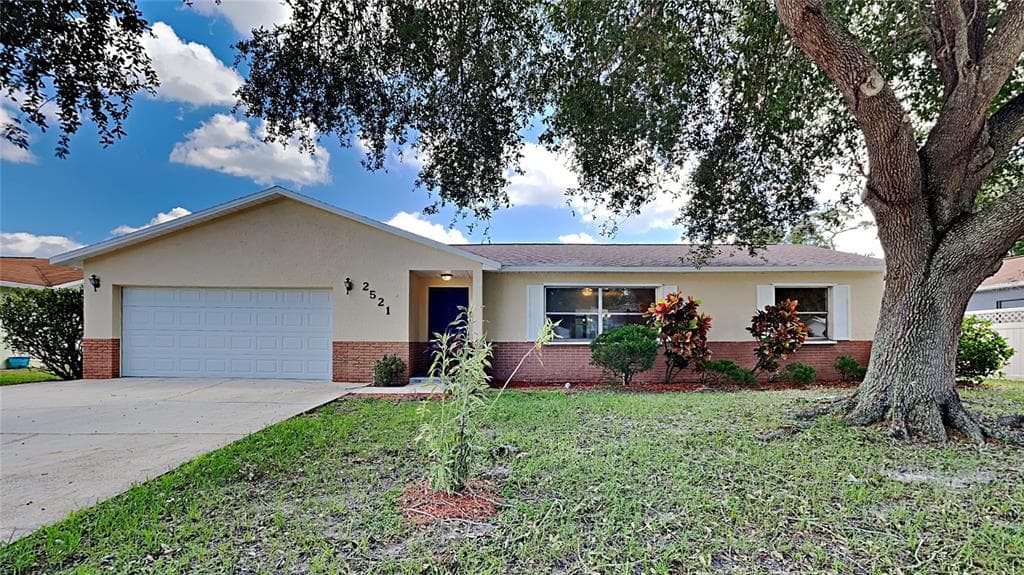 2521 OAK RUN BOULEVARD KISSIMMEE, FL 34744