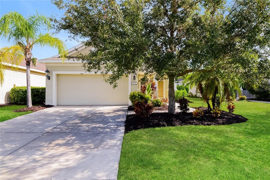 11117 ENCANTO TERRACE BRADENTON, FL 34211