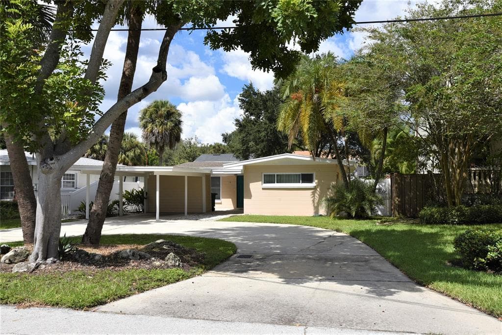 4903 W SAN RAFAEL STREET TAMPA, FL 33629