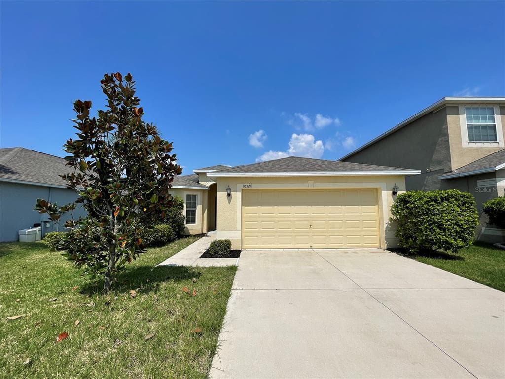 10520 STANDING STONE DRIVE WIMAUMA, FL 33598