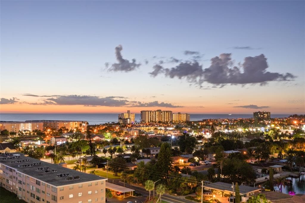 400 64TH AVENUE UNIT PHF ST PETE BEACH, FL 33706