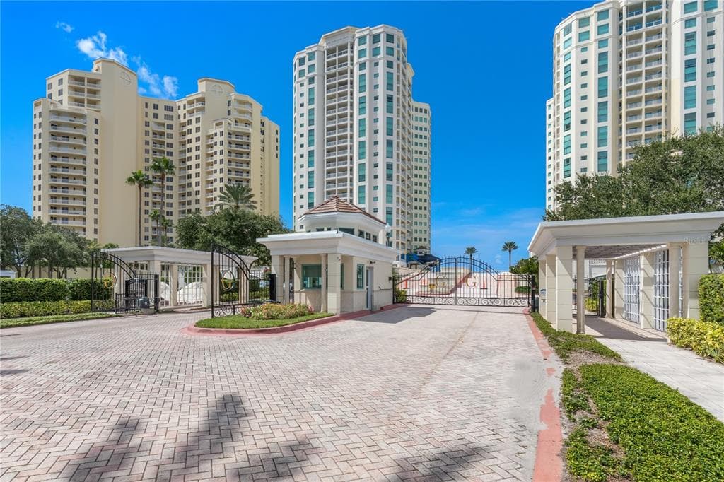 1180 GULF BOULEVARD UNIT 306 CLEARWATER BEACH, FL 33767