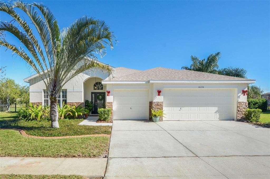 16136 BRIDGEDALE DRIVE LITHIA, FL 33547