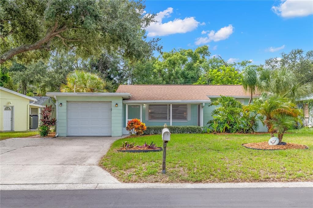 10256 SATSUMA ROAD SEMINOLE, FL 33772