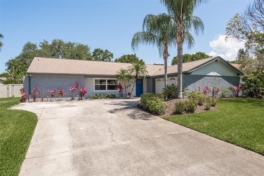 1208 ROYAL OAK DRIVE DUNEDIN, FL 34698