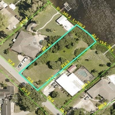 TROPICAL DRIVE BRADENTON, FL 34208