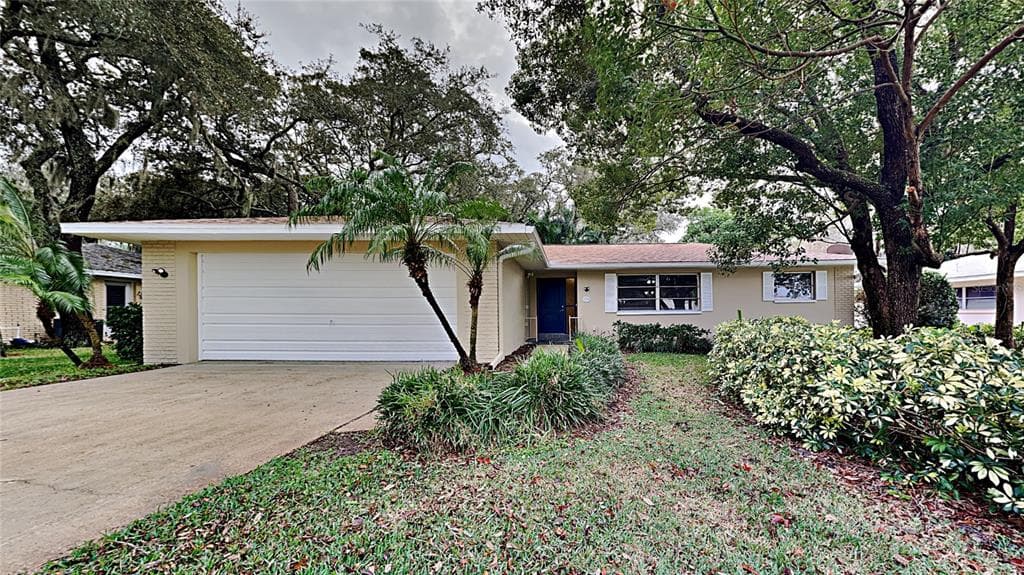178 LAKE TARPON DRIVE PALM HARBOR, FL 34684