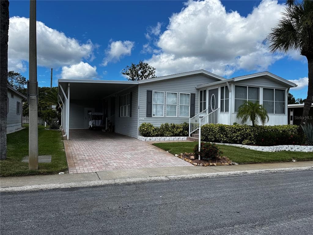 18 MOUNTAIN LAUREL DRIVE PALM HARBOR, FL 34684