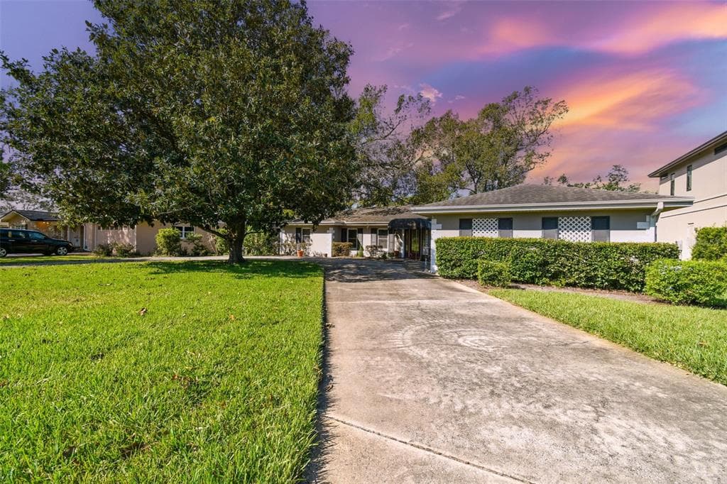 2515 JONILA AVENUE LAKELAND, FL 33803