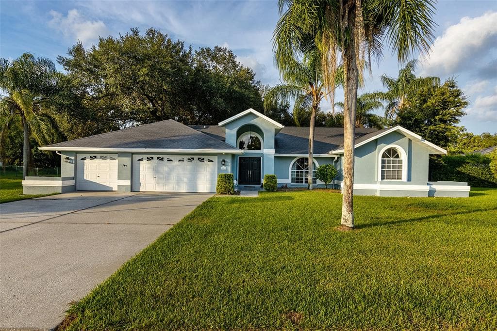 18812 BASCOMB LANE HUDSON, FL 34667
