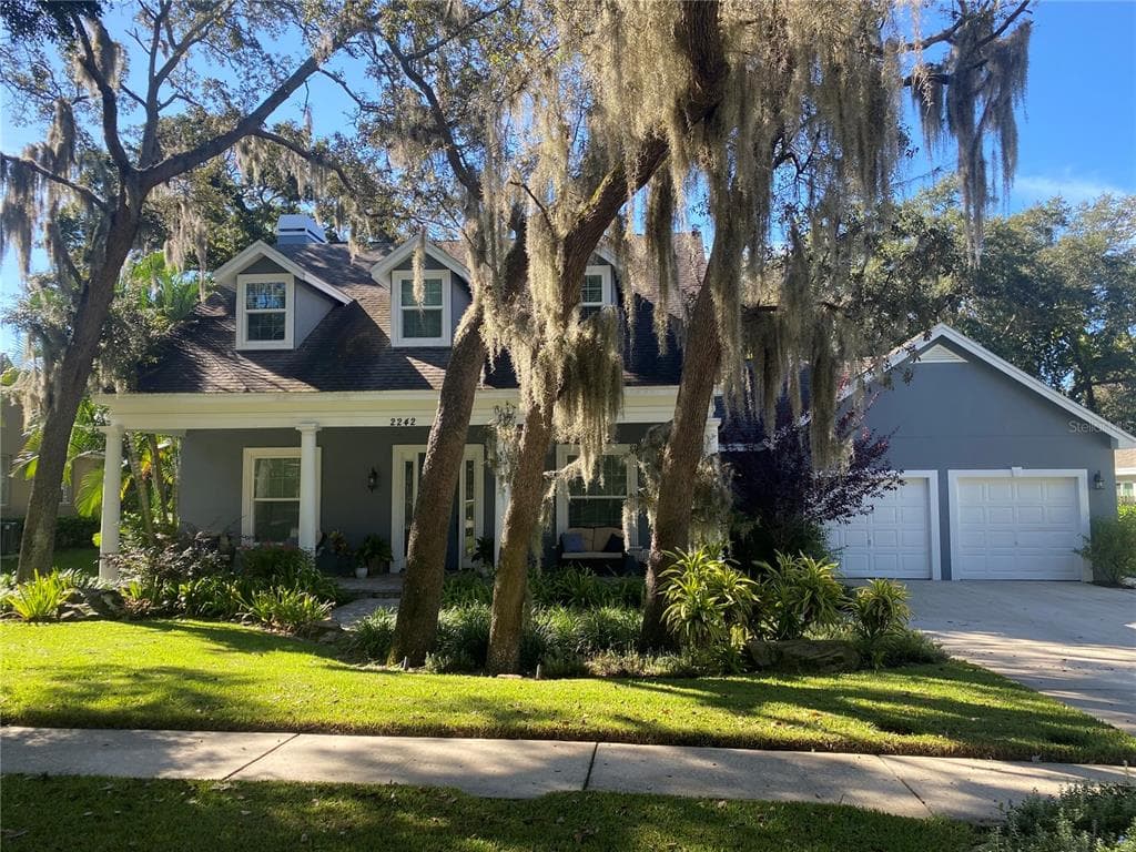 2242 FAIROAKS DRIVE