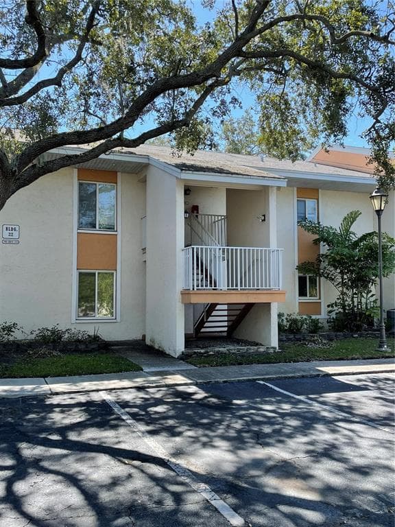 794 100TH AVENUE N UNIT 103 ST PETERSBURG, FL 33702