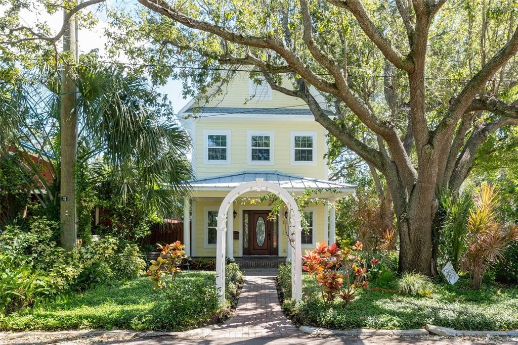 420 S ORLEANS AVENUE TAMPA, FL 33606