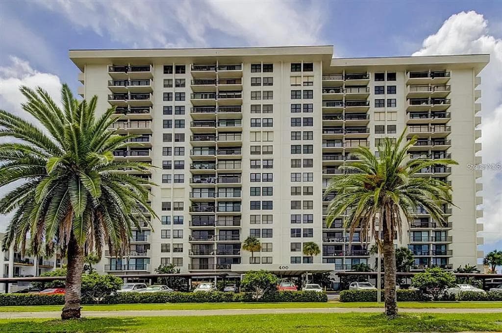 400 ISLAND WAY UNIT 808 CLEARWATER, FL 33767