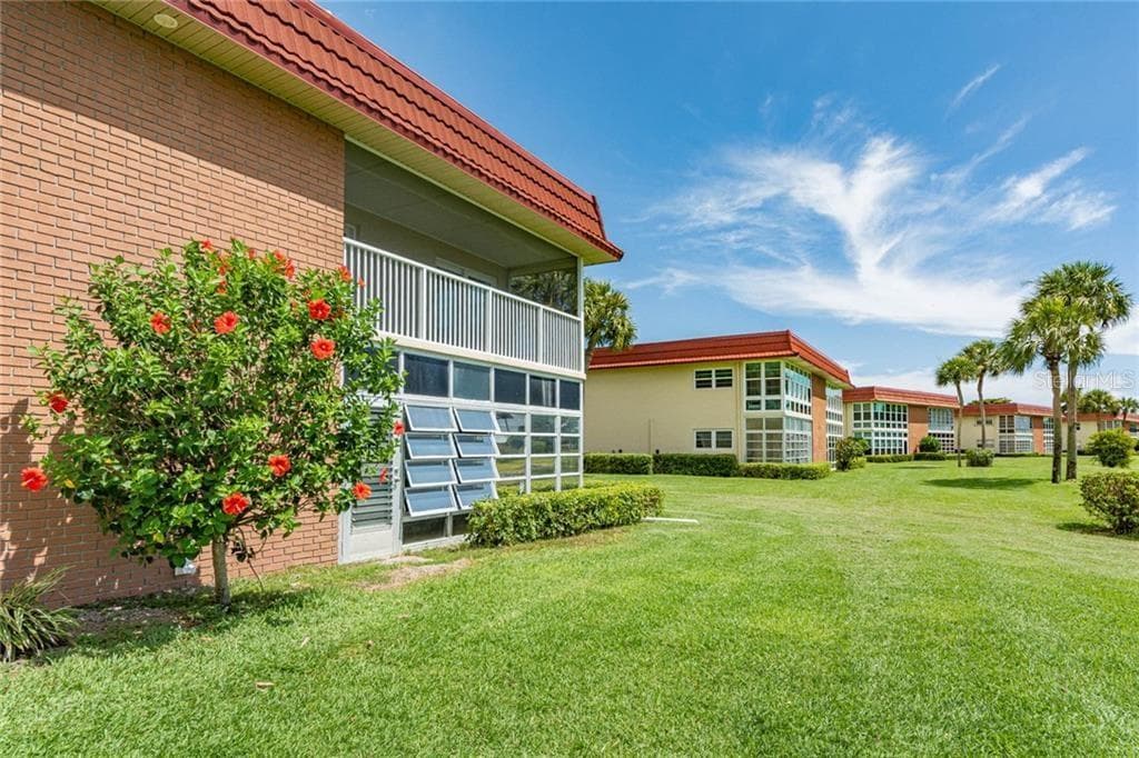 97 SPRINGLAKE DRIVE UNIT 203 VERO BEACH, FL 32962