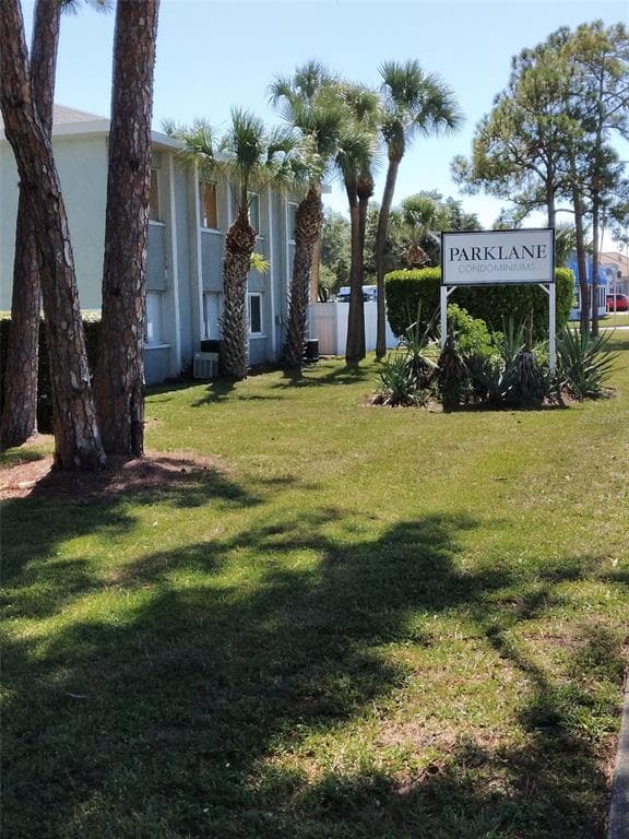 379 47TH AVENUE N UNIT 104 ST PETERSBURG, FL 33703