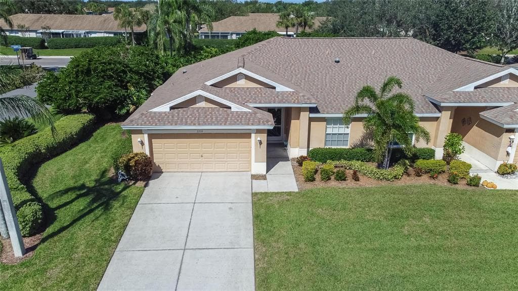 2259 WORTHINGTON GREENS DRIVE UNIT 01 SUN CITY CENTER, FL 33573