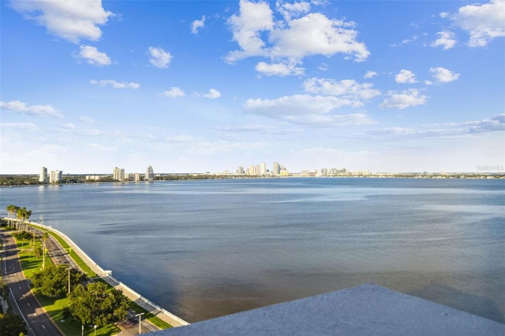 4015 BAYSHORE BOULEVARD UNIT 15BC TAMPA, FL 33611