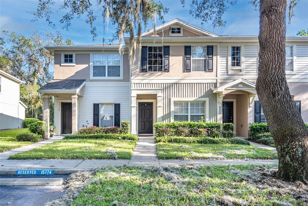 15774 FISHHAWK FALLS DRIVE LITHIA, FL 33547