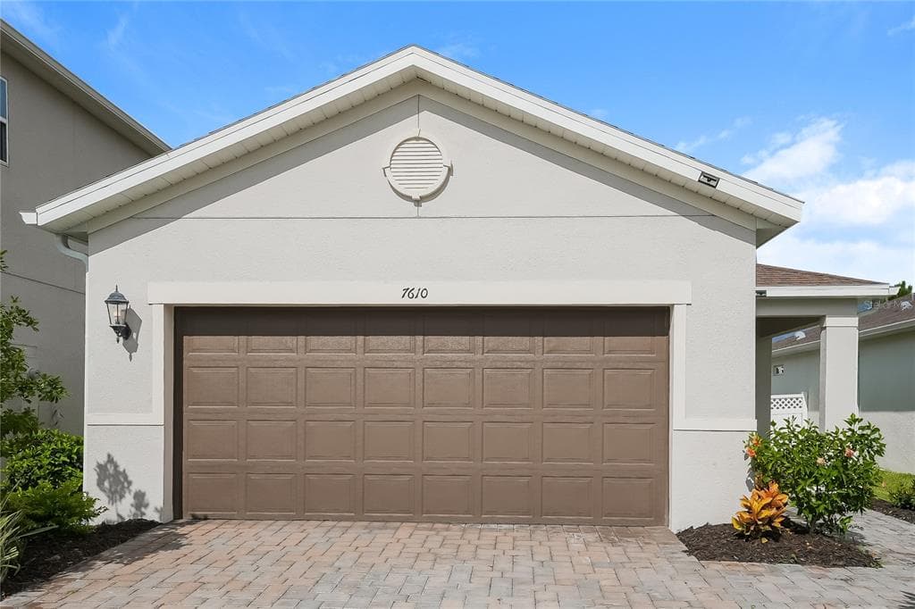 7610 ASHCROFT DRIVE WESLEY CHAPEL, FL 33545