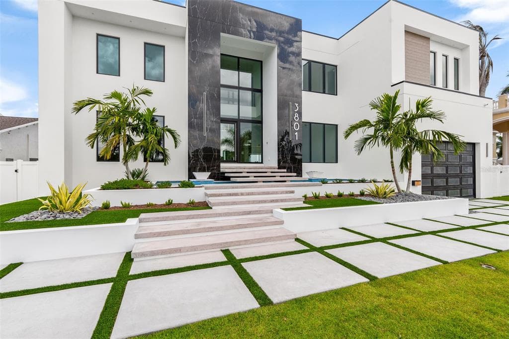 3801 BAYSHORE BOULEVARD NE ST PETERSBURG, FL 33703